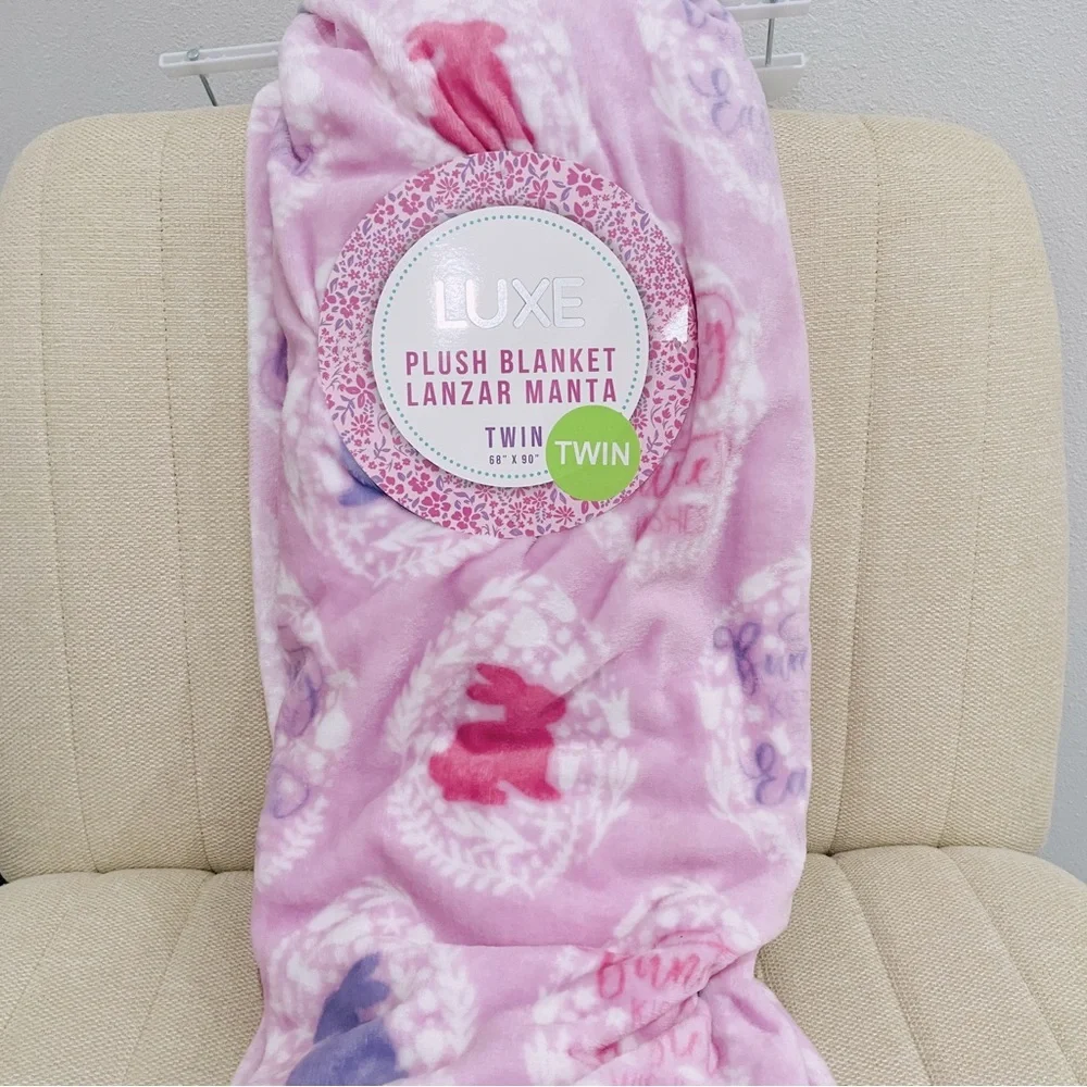 NEW Luxe Plush Blanket Twin Pink Purple Bunny‎ Easter Wishes Soft Fleece Throw